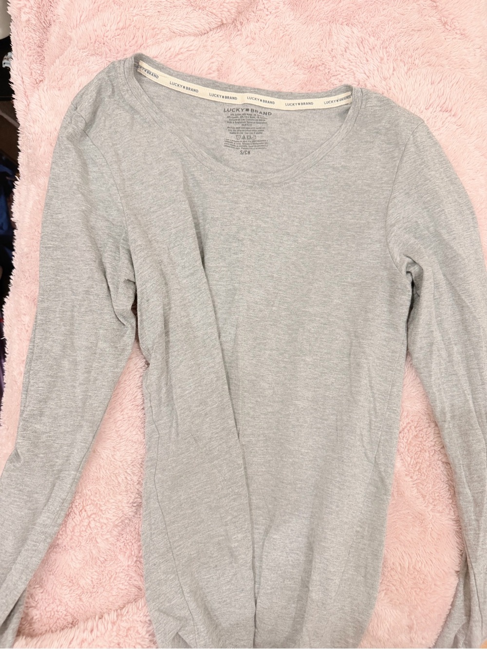 Lucky Brand Light Gray Long Sleeve Crewneck Top